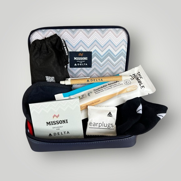 MISSONI Delta One First Class Amenity Kit Sealed Unopened Travel Navy New - Picture 4 of 15